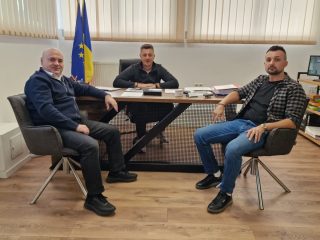 Imagine WhatsApp 2025-10-23 la 20.44.06_349115a3